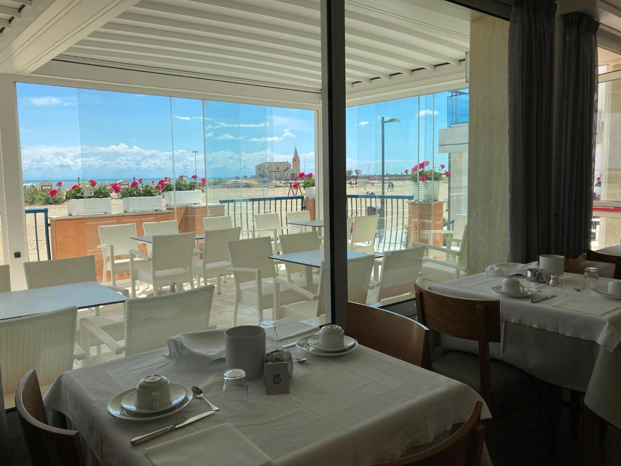 Hotel Giacomazzo Caorle Extérieur photo